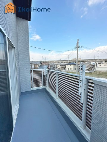 神戸市西区伊川谷町有瀬　新築戸建　のバルコニー|同社施工事例です●年中無休：当日予約可●南向きバルコニー。屋根は８～万円バルコニー設置できます。