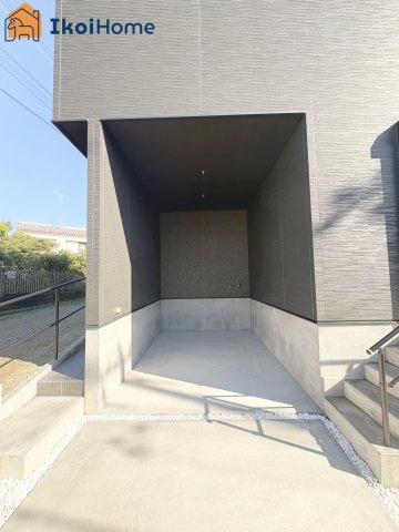 神戸市西区伊川谷町有瀬　新築戸建　の駐車場|【ホームページに現地動画掲載中】●年中無休：当日予約可●計2台駐車可能！1台はインナーガレージタイプ