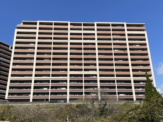 アプローズ長崎南ベイサイドヒルズ弐番館の外観
