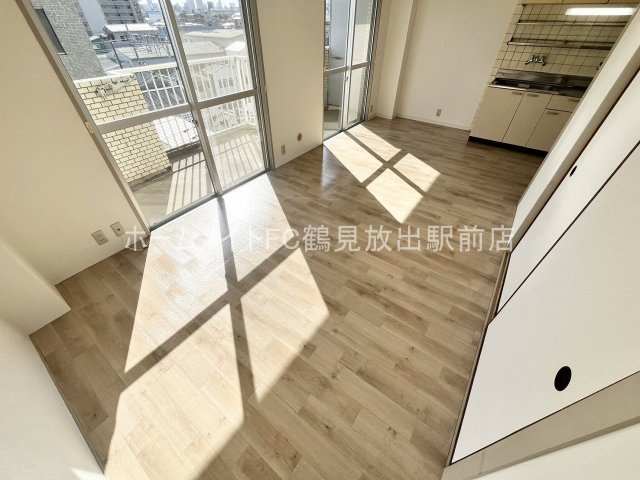 大阪市城東区放出西３丁目の賃貸マンションの居間・リビング