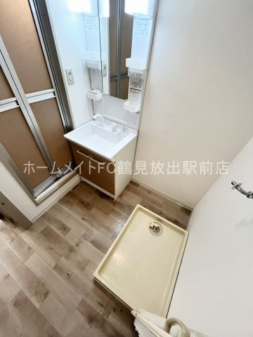 大阪市城東区放出西３丁目の賃貸マンションの洗面所