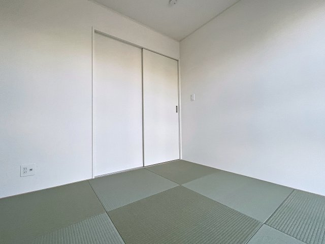 新築戸建・新築建売　郡山市安積荒井第3　安積第一小・安積中の和室|4.5帖の和室は廊下側から出入りが可能です！