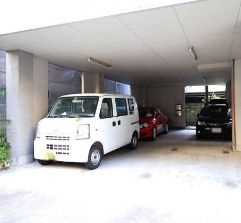 【駐車場】 | 栗山ビル | カースペースがあります