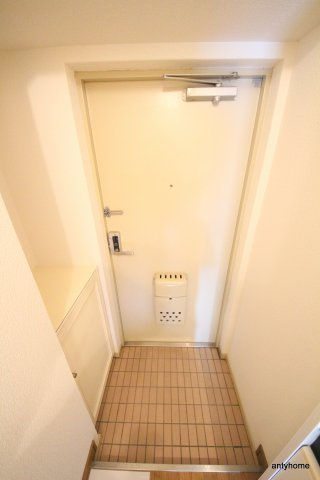 ノルデンハイム北　仲介手数料無料の玄関