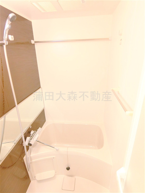 ルネサンスコート蒲田リバーテラス＠仲介手数料無料の浴室|浴室乾燥機付きのバスルーム　お風呂