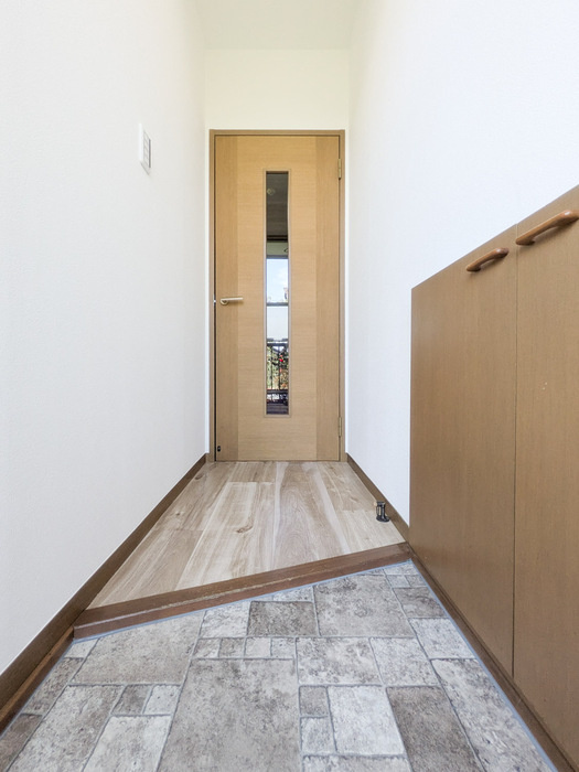 ユニフローラの玄関