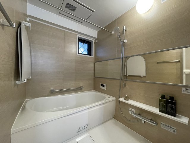 アプローズ長崎南ベイサイドヒルズ壱番館の浴室|浴室は全面リフォーム済みです。