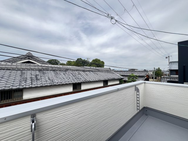 磯城郡田原本町藥王寺のバルコニー