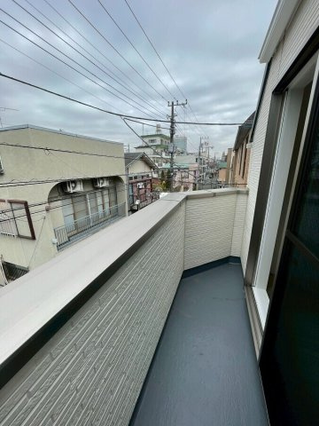 武蔵野市境南町３丁目の中古一戸建のバルコニー