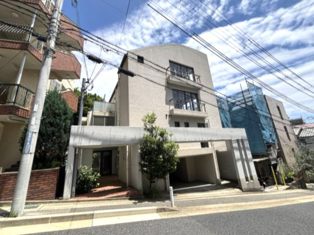 ラムール六甲山ノ手の外観
