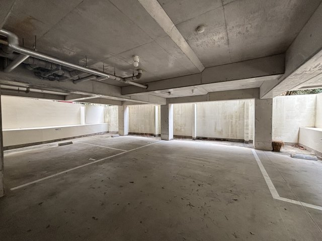 ラムール六甲山ノ手の駐車場