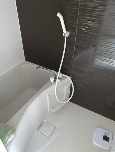 京都市中京区下松屋町の一戸建ての浴室