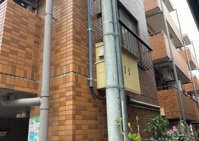 【駐車場】 | ダイホープラザ相模原ＩＩＩ | 駐車場と明記されていても、最小スペースでつくられた駐車場だと大型車は駐車できなかったり、出入りしにくくなったりする可能性があります。お車のサイズと購入したい物件の駐車場のサイズを現地で確認しましょう。