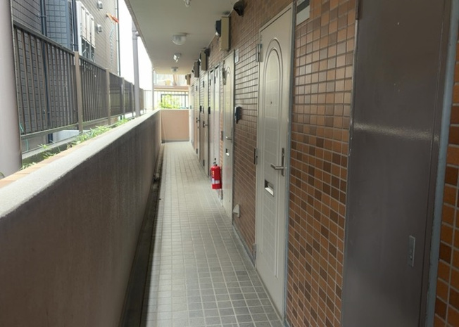 【その他共用部分】 | ダイホープラザ相模原ＩＩＩ | 共有部分は、住民なら誰もが使える設備のこと。例えば駐車場やエレベーター、インターネット設備、セキュリティ設備などがあります。他にも、マンションの廊下・外部階段やエントランス・ゴミ置き場などがあります。