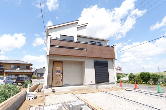 川越市上戸新町　可変型3LDK+カースペース3台付き　新築戸建