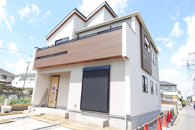 川越市上戸新町　可変型3LDK+カースペース3台付き　新築戸建の外観