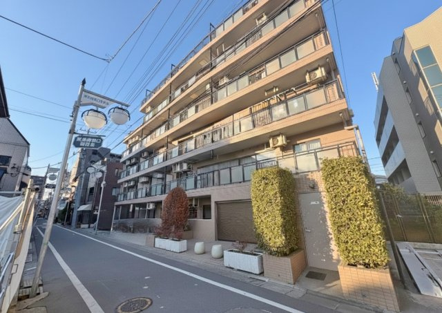 マイキャッスル東長崎の外観|マイキャッスル東長崎
西武池袋線「東長崎」駅徒歩4分の快適なアクセス
新規リフォームマンションにつき快適に新生活のスタートができます