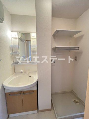 【洗面所】 | パルファンローズ | 別部屋写真使用