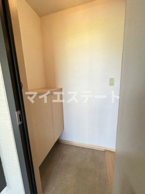 【玄関】 | パルファンローズ | 別部屋写真使用