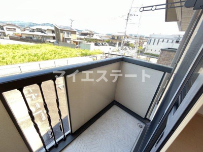 【バルコニー】 | パルファンローズ | 別部屋写真使用