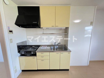 【キッチン】 | パルファンローズ | 別部屋写真使用