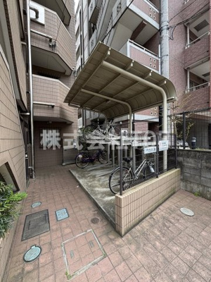 【その他共用部分】 | Pure Crest-国領町1丁目- | 自転車置き場②