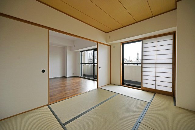 グランドシティダイアパレス吹田パークコート5番館 の和室|-和室6.0帖-