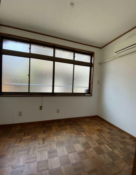 京都市下京区西七条南東野町の一戸建ての洋室