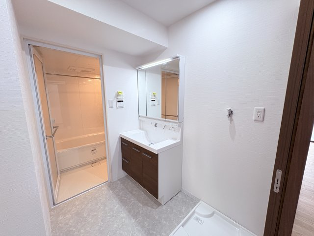 サザンパレスマンション浦添港川Ⅱの独立洗面台