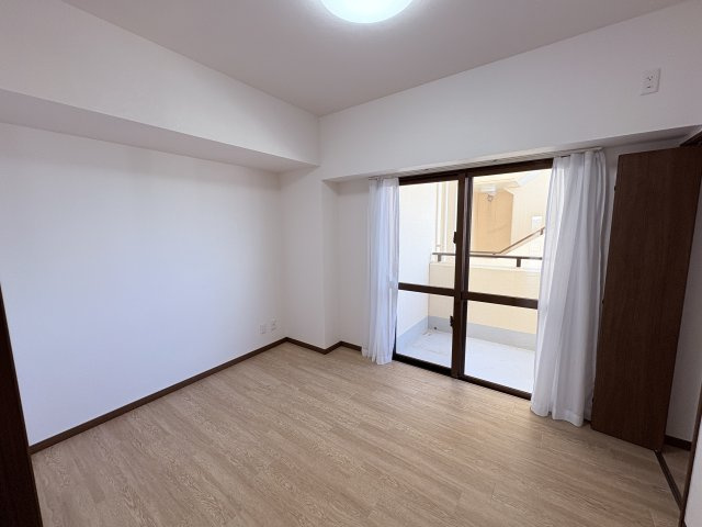 サザンパレスマンション浦添港川Ⅱの洋室