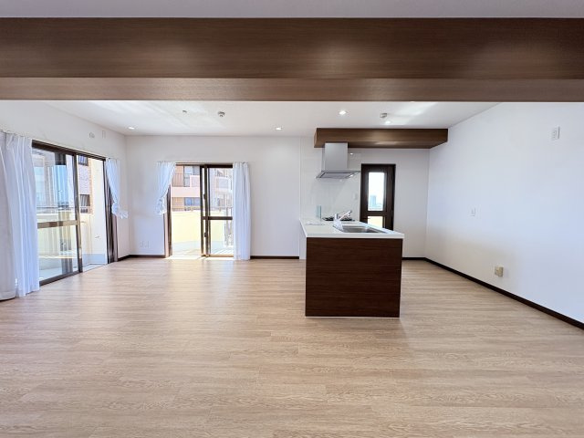 サザンパレスマンション浦添港川Ⅱの居間・リビング