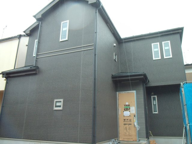 川越市霞ヶ関北1丁目　4LDK+カースペース付き　新築戸建て