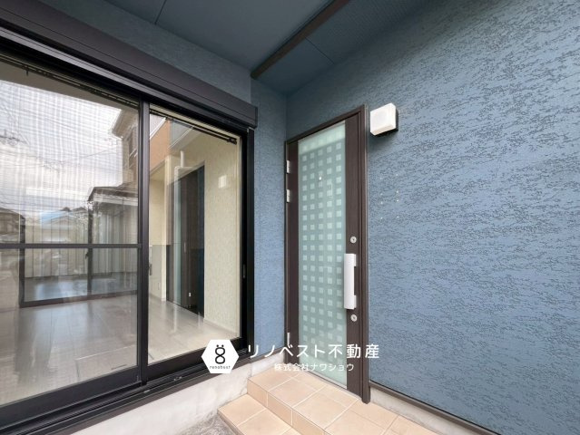 東大阪市池島町2丁目の玄関|【リノベスト不動産】東大阪市・生野区・東成区での物件探しは弊社にお任せください！
