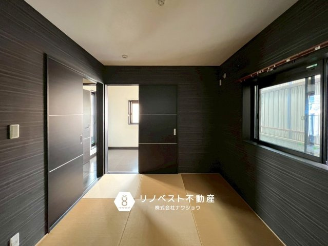 東大阪市池島町2丁目の洋室|洋風な和室です◎
落ち着いた空間で寝室におすすめ♪