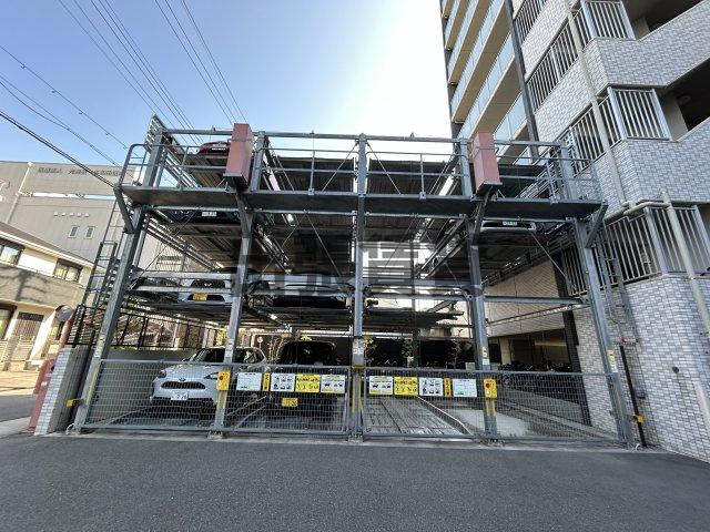 仲介手数料0円！！プレサンスロジェ浄心の駐車場
