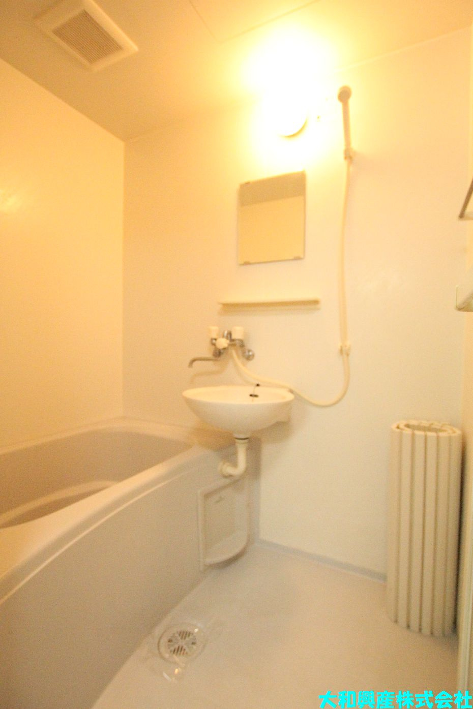 ハイツ大明の浴室