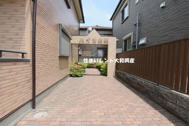 ハイツ大明のエントランス