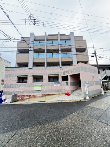 サンビルダー六甲山ノ手の外観