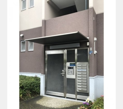 【エントランス】 | 市ヶ谷加賀町アパートF棟 | 毎日通るエントランスはこのようになっています