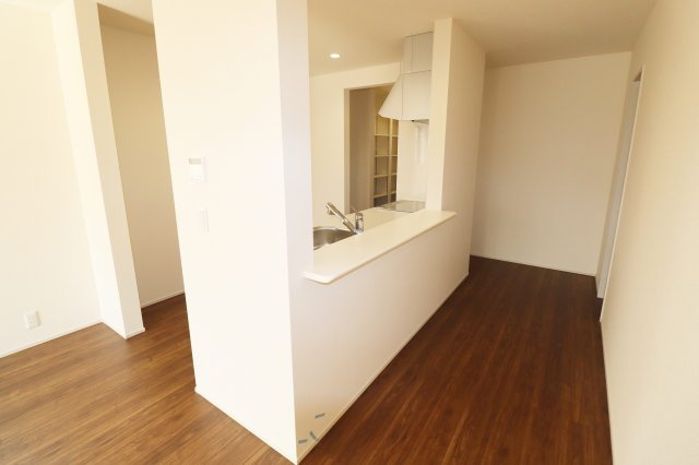 郡山市町東2丁目　　　１号棟　　　富田小学校、富田中学区　のキッチン