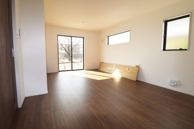 郡山市町東2丁目　　　１号棟　　　富田小学校、富田中学区　のトイレ