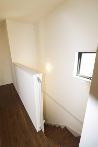 郡山市町東2丁目　　　１号棟　　　富田小学校、富田中学区　の洋室