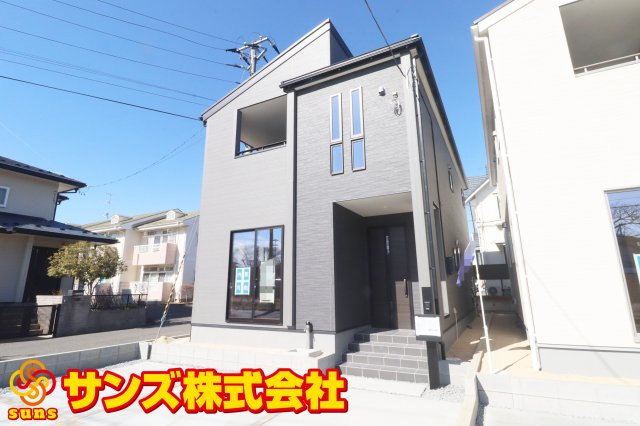 郡山市町東2丁目　　　１号棟　　　富田小学校、富田中学区　の外観|南東側から見た駐車場を含む外観♪