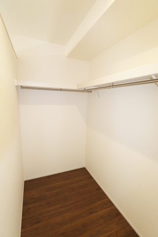 郡山市町東2丁目　　　１号棟　　　富田小学校、富田中学区　のバルコニー