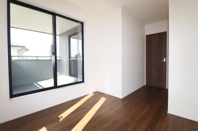 郡山市町東2丁目　　　１号棟　　　富田小学校、富田中学区　の収納