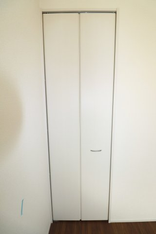 郡山市町東2丁目　　　１号棟　　　富田小学校、富田中学区　の収納