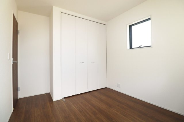 郡山市町東2丁目　　　１号棟　　　富田小学校、富田中学区　の収納