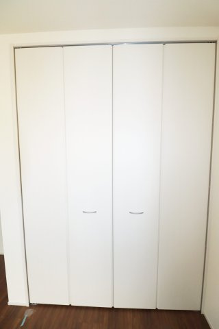 郡山市町東2丁目　　　１号棟　　　富田小学校、富田中学区　の収納