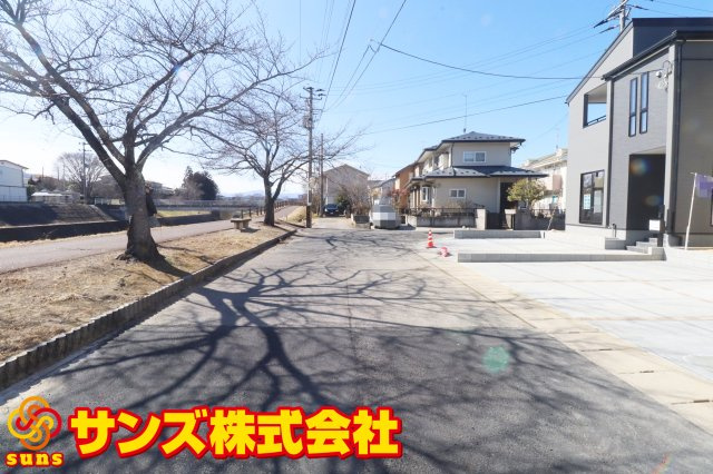 郡山市町東2丁目　　　１号棟　　　富田小学校、富田中学区　の外観|西側前面道路