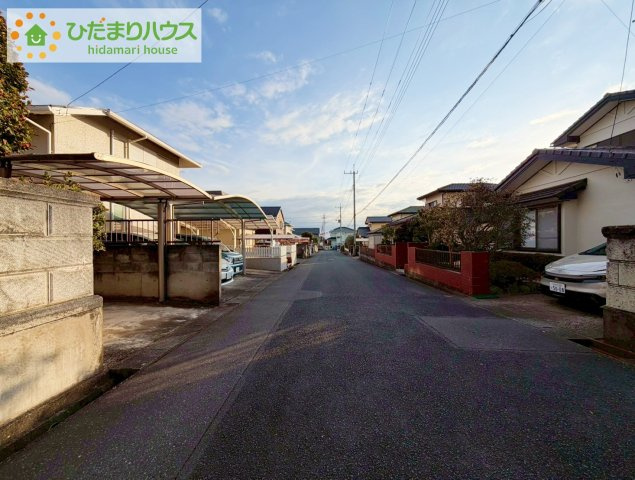 常陸太田市真弓町　中古戸建の前面道路含む現地写真|車の出入りもラクラクできちゃいます(^^♪
